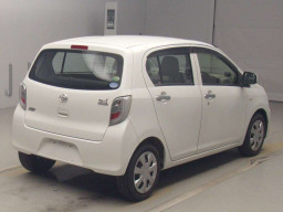 2013 Daihatsu Mira es