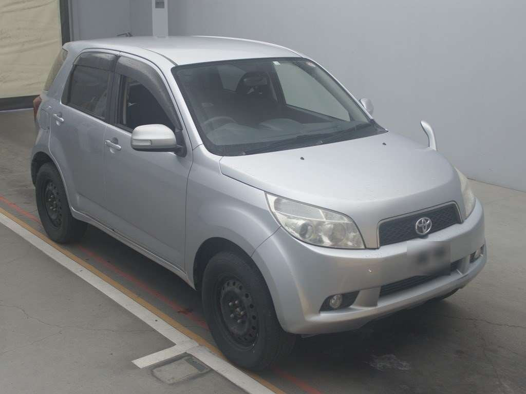 2006 Toyota Rush J210E[2]