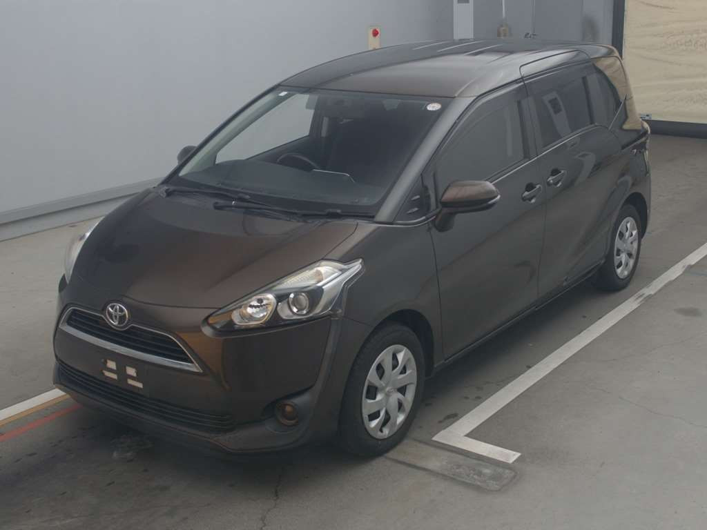 2016 Toyota Sienta NSP170G[0]