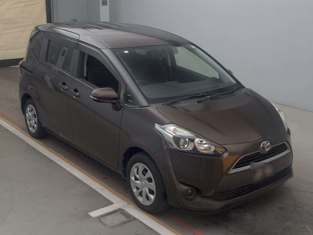 2016 Toyota Sienta NSP170G[2]