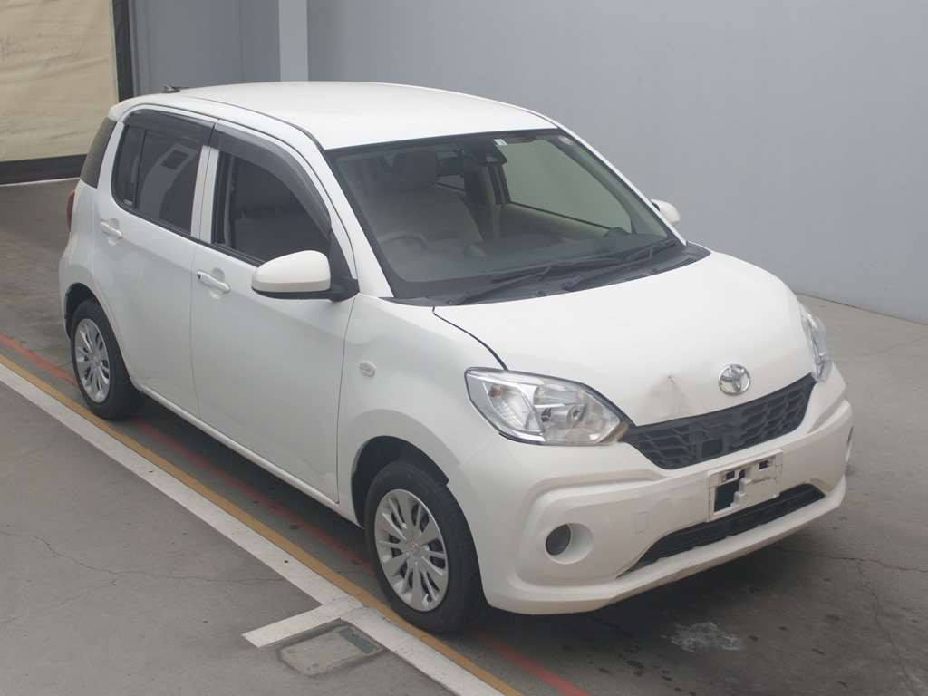 2018 Toyota Passo M700A[2]