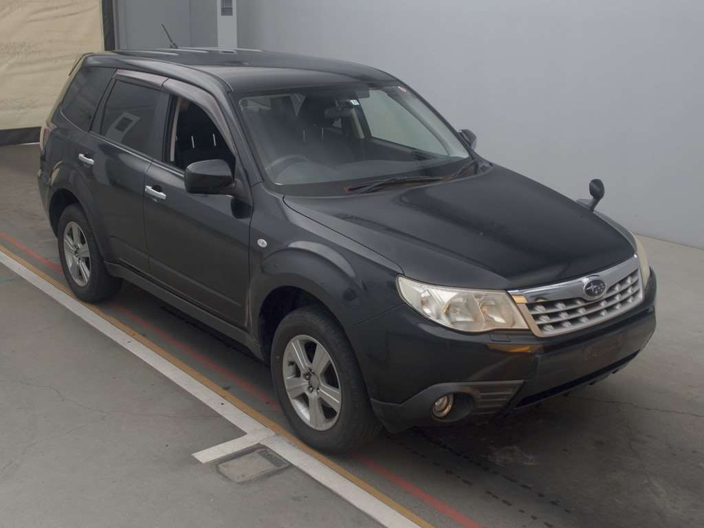 2011 Subaru Forester SHJ[2]