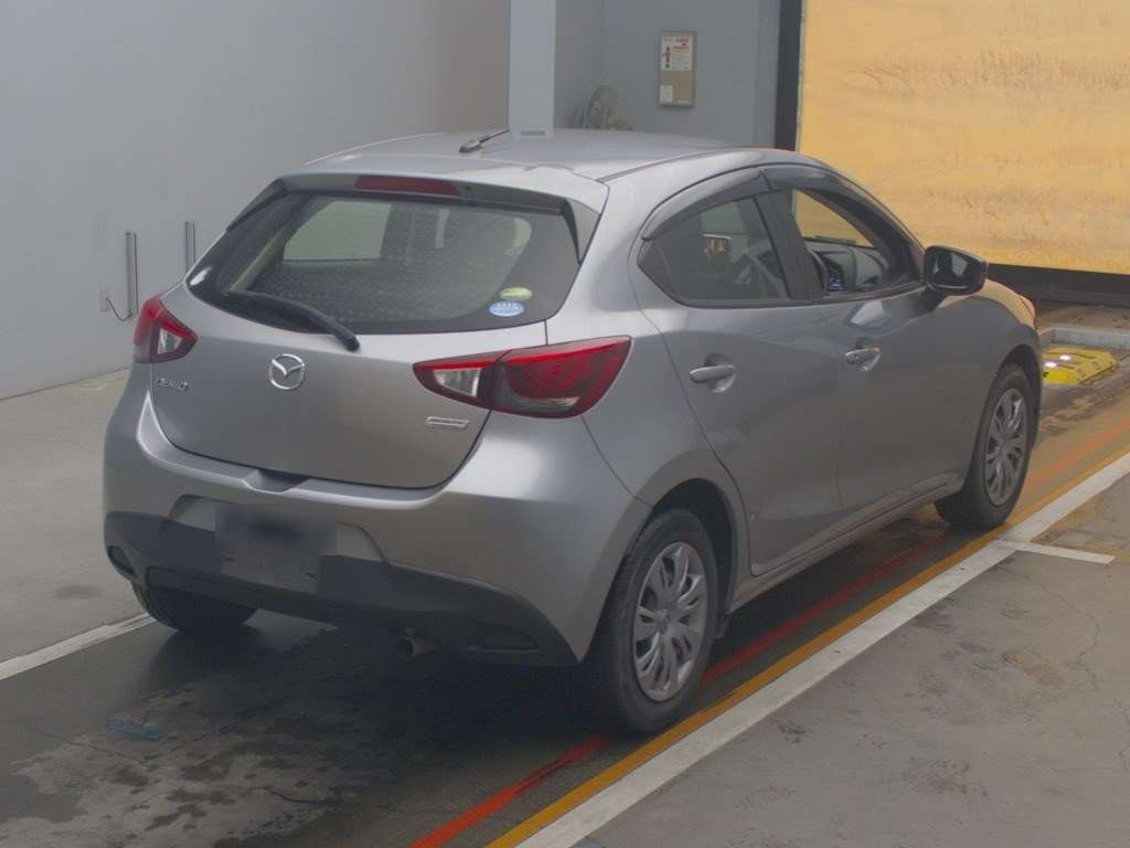 2015 Mazda Demio DJ3FS[1]