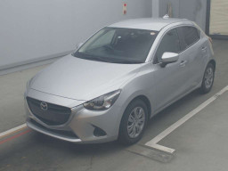 2017 Mazda Demio