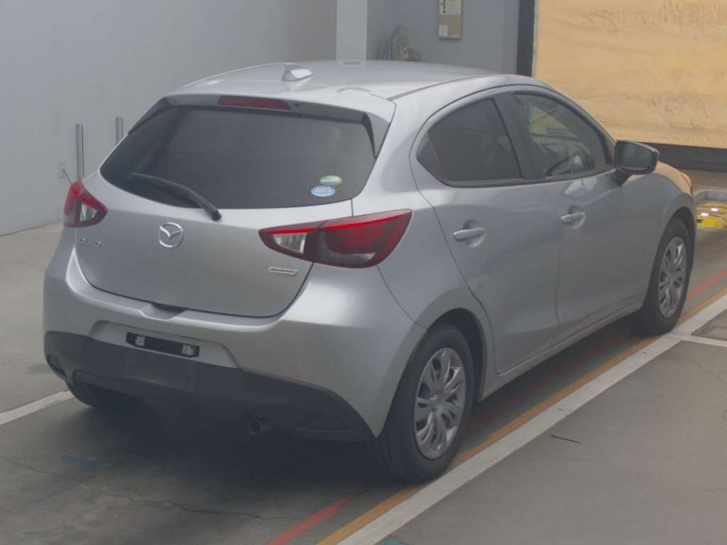 2017 Mazda Demio DJ3FS[1]