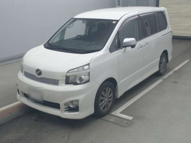 2010 Toyota Voxy