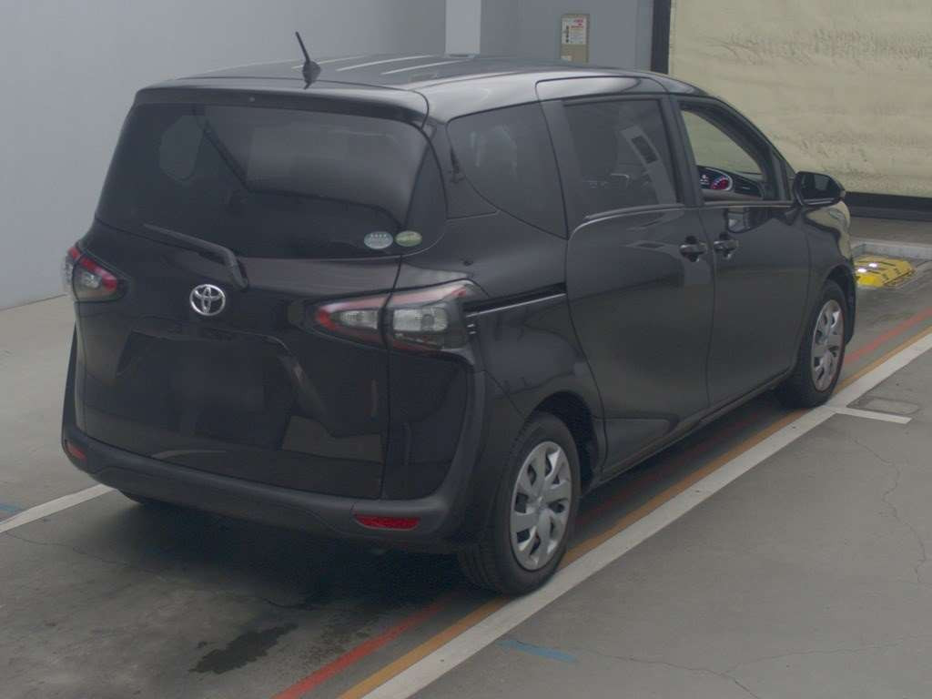 2017 Toyota Sienta NSP170G[1]