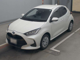 2021 Toyota YARIS