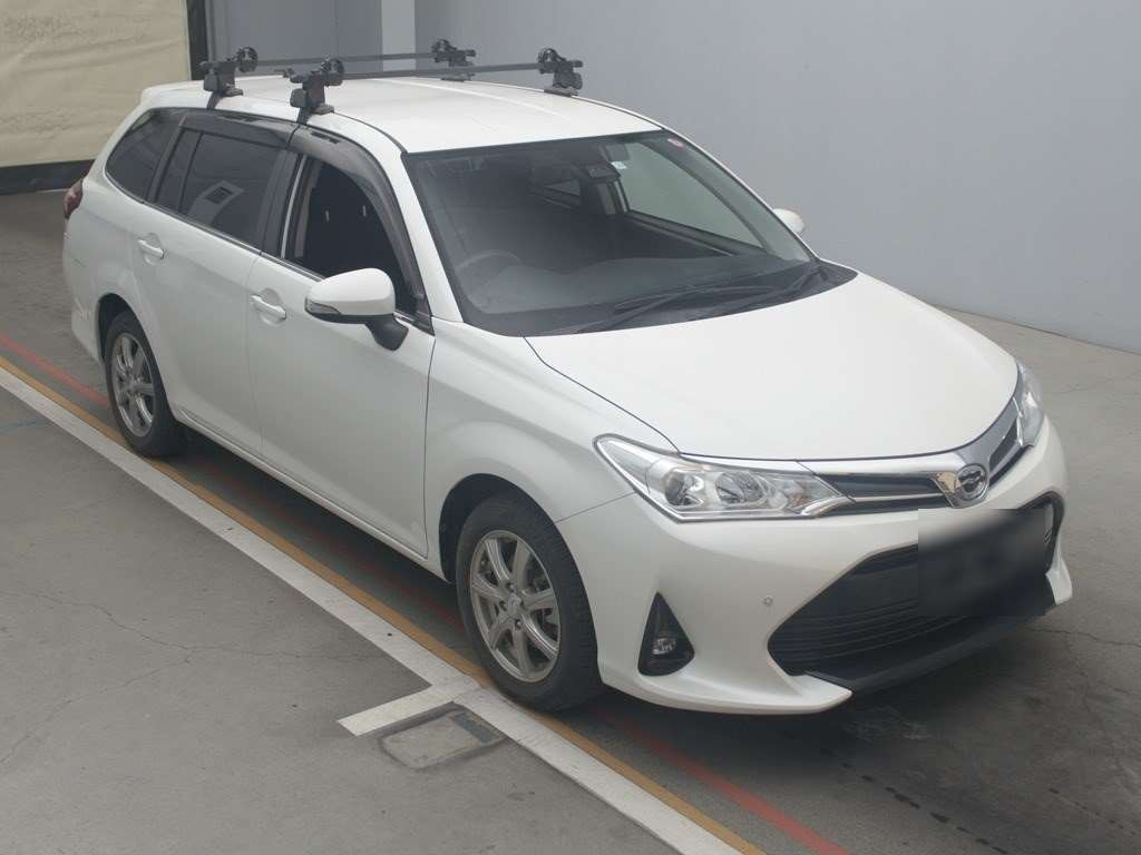 2017 Toyota Corolla Fielder NRE161G[2]