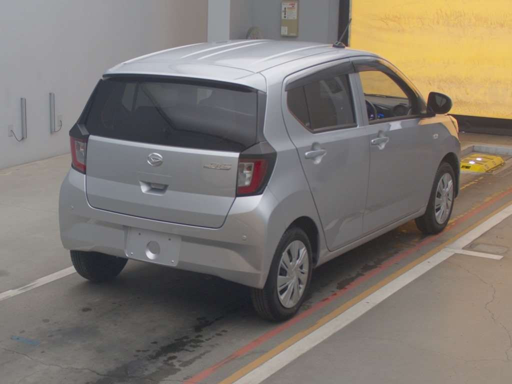 2021 Daihatsu Mira es LA350S[1]