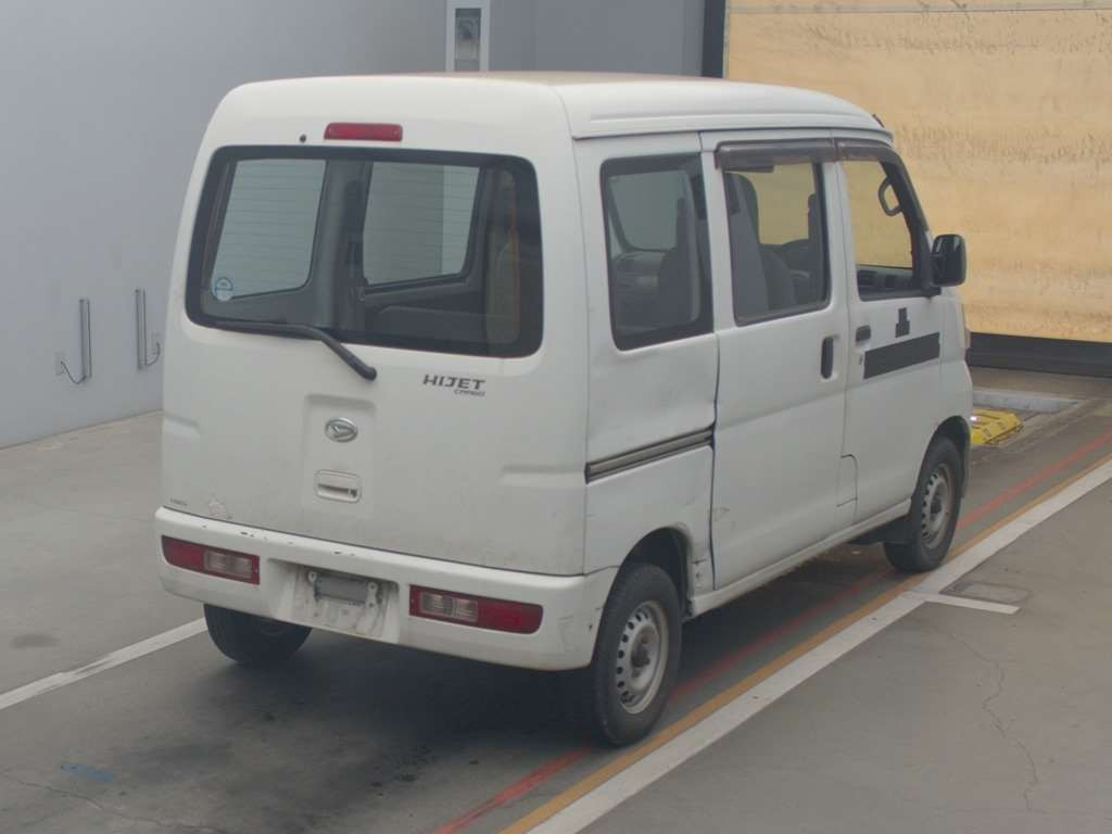 2014 Daihatsu Hijet Cargo S321V[1]