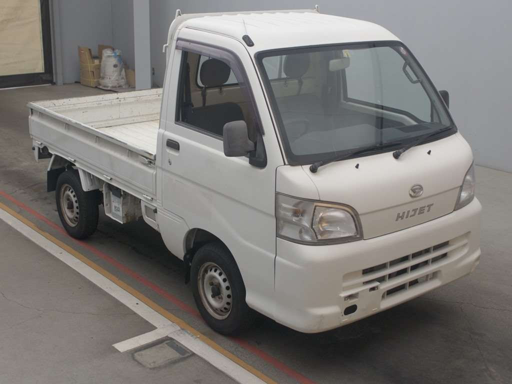 2011 Daihatsu Hijet Truck S201P[2]