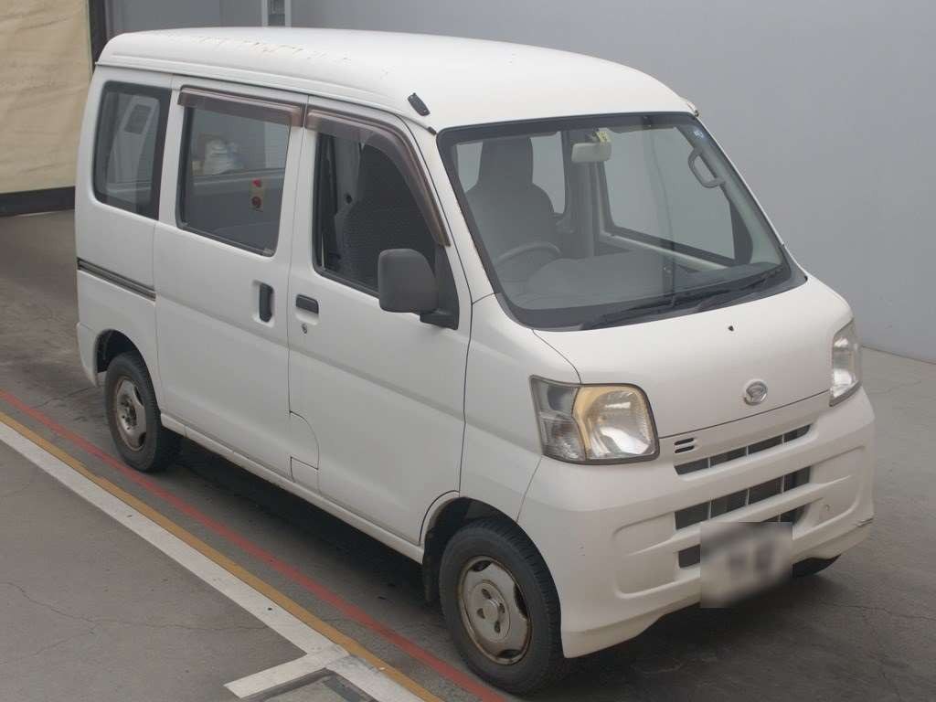 2012 Daihatsu Hijet Cargo S331V[2]