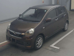 2014 Daihatsu Mira es