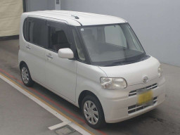 2013 Daihatsu Tanto