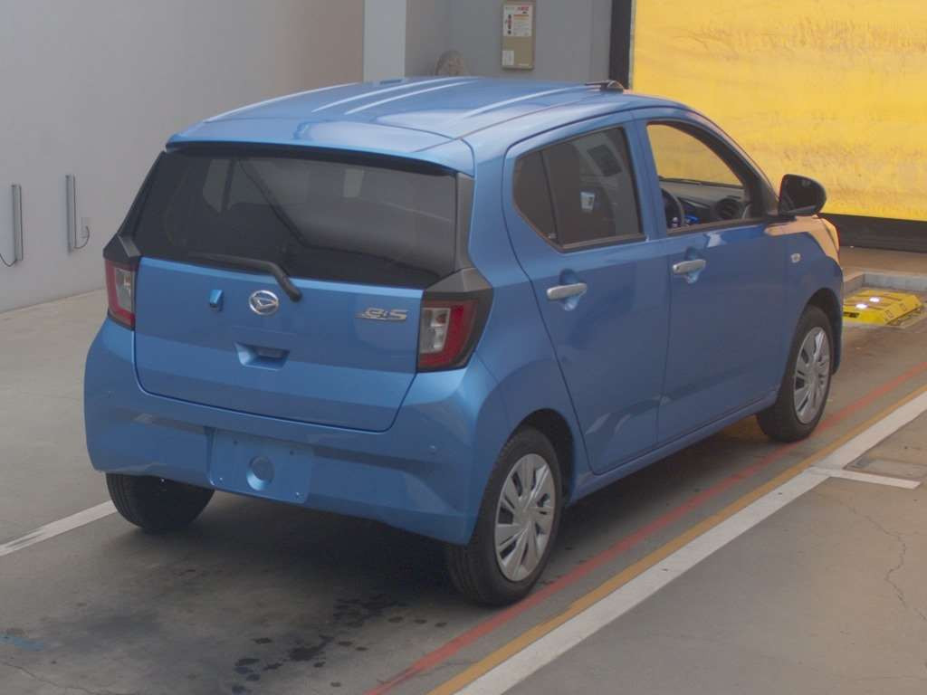 2021 Daihatsu Mira es LA350S[1]