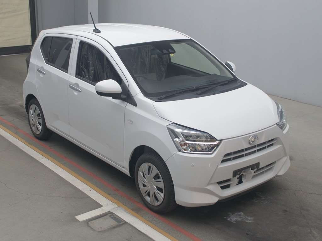 2021 Daihatsu Mira es LA350S[2]