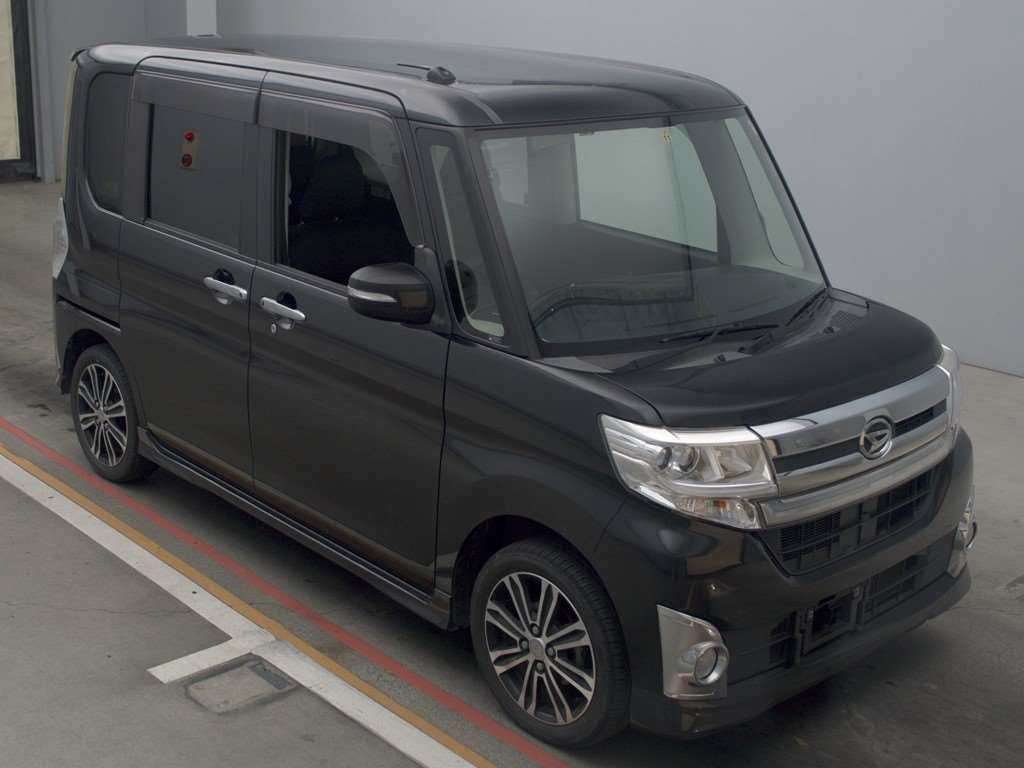 2015 Daihatsu Tanto Custom LA600S[2]