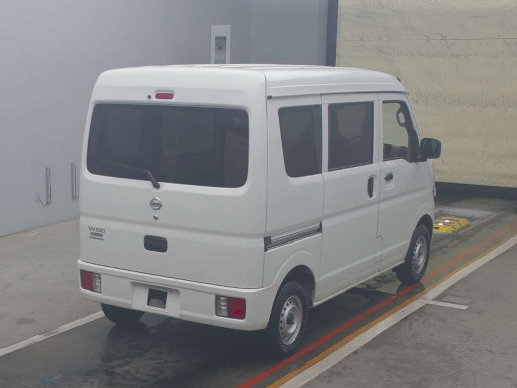 2023 Nissan NV100 Clipper DR17V[1]