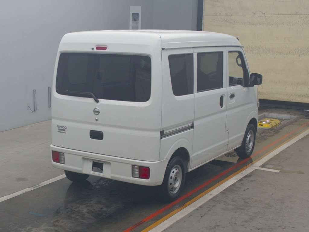 2023 Nissan NV100 Clipper DR17V[1]