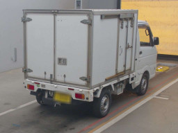 2015 Mazda Scrum Truck