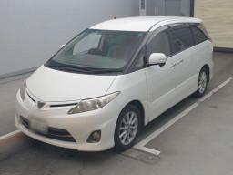 2011 Toyota Estima