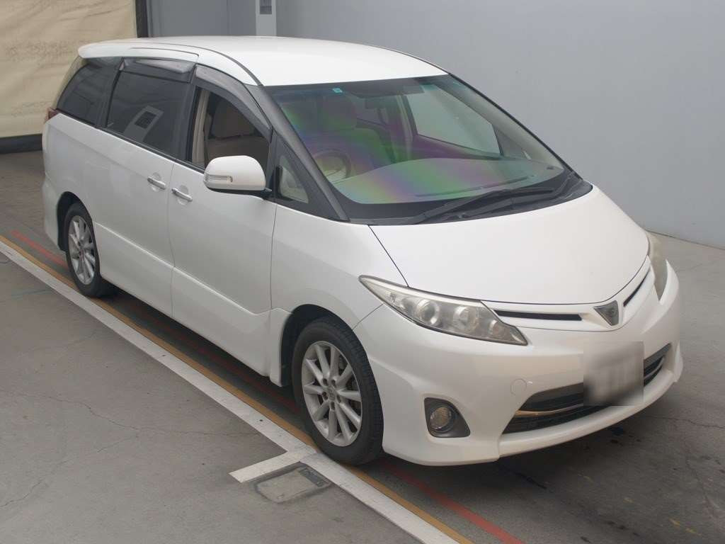 2011 Toyota Estima ACR50W[2]