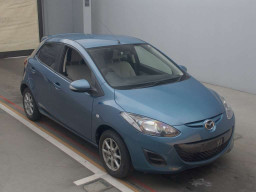 2012 Mazda Demio