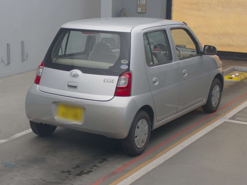 2006 Daihatsu Esse L235S[1]