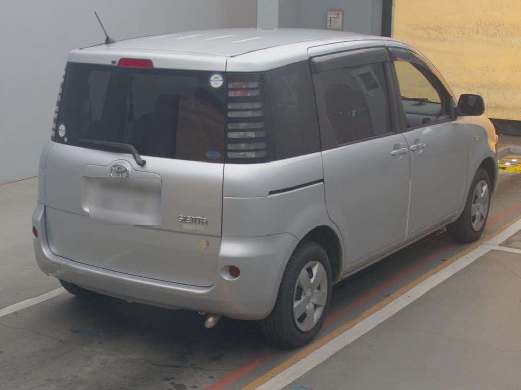 2003 Toyota Sienta NCP81G[1]