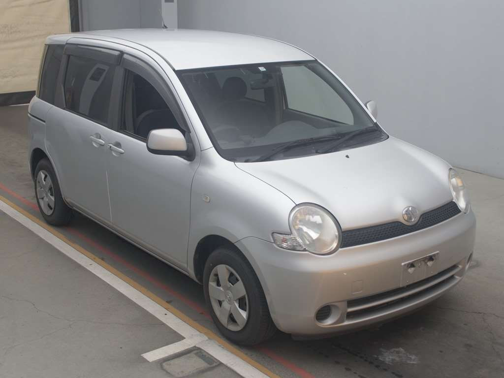 2003 Toyota Sienta NCP81G[2]