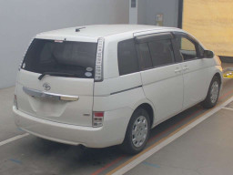 2011 Toyota Isis