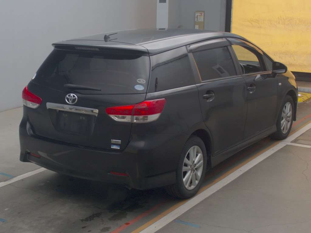 2010 Toyota Wish ZGE20W[1]