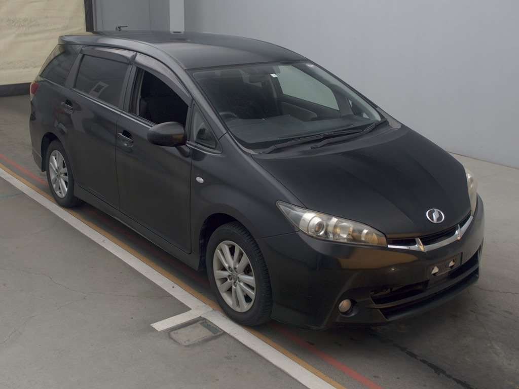 2010 Toyota Wish ZGE20W[2]