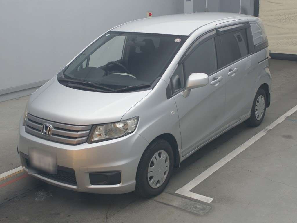 2010 Honda Freed Spike GB3[0]