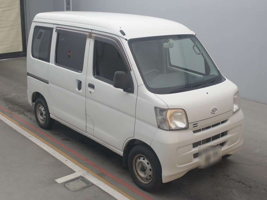 2014 Daihatsu Hijet Cargo S331V[2]