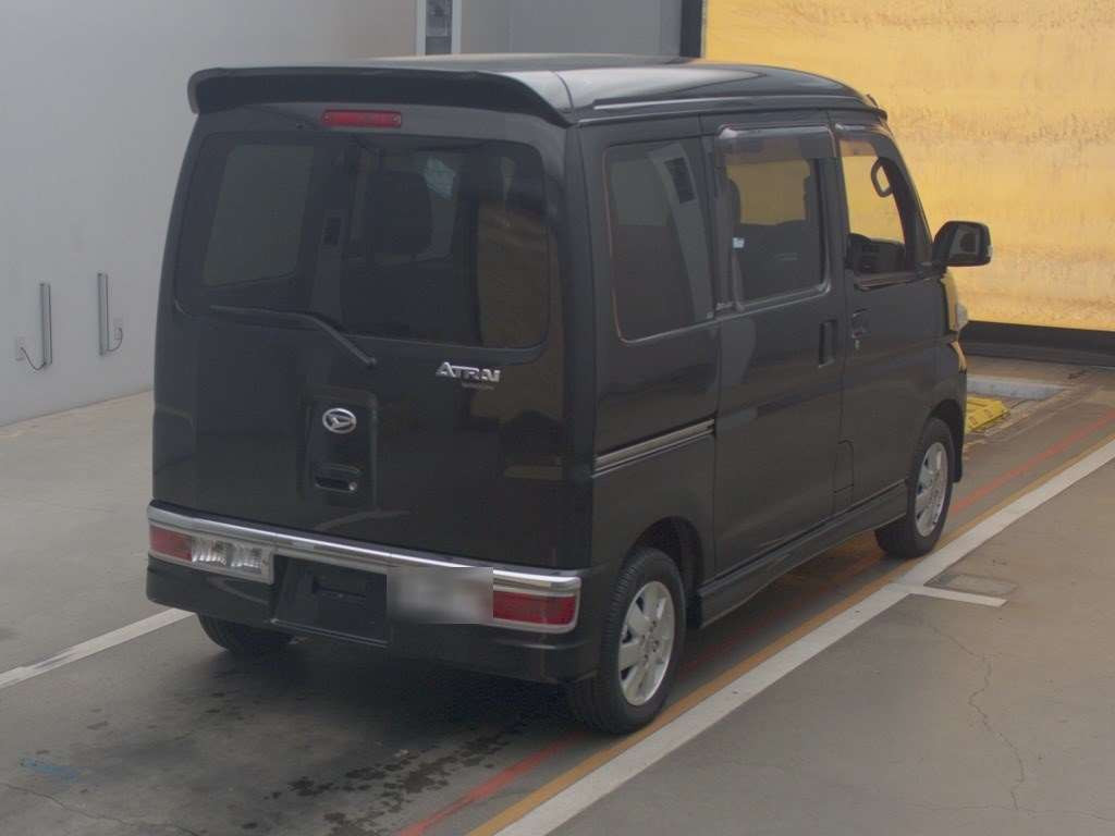 2015 Daihatsu Atrai Wagon S321G[1]