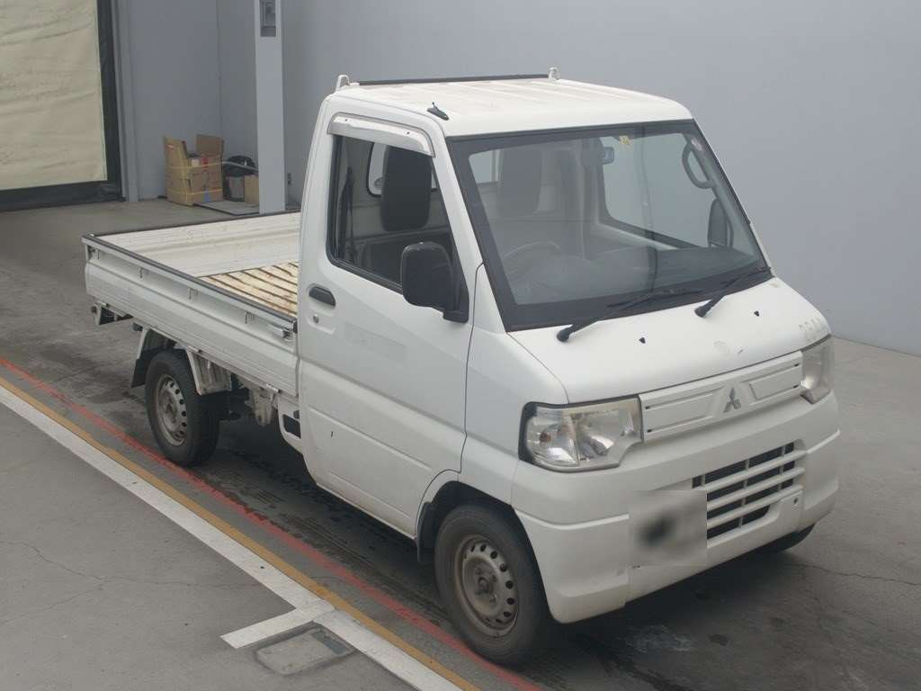 2012 Mitsubishi Minicab Truck U62T[2]