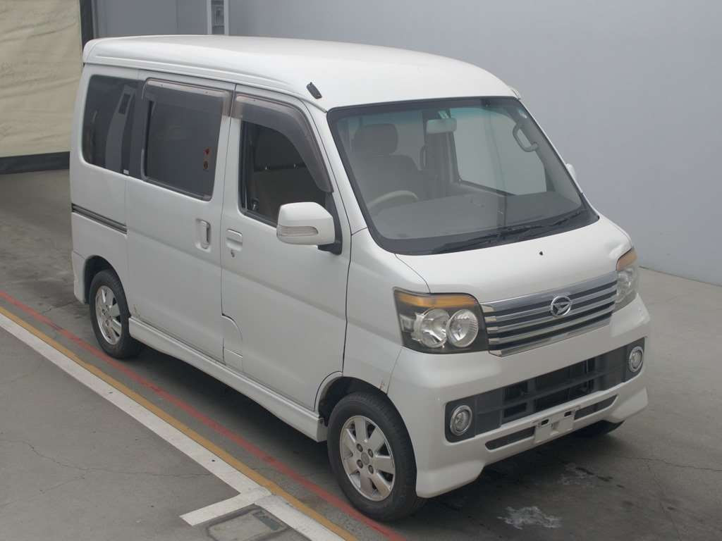 2008 Daihatsu Atrai Wagon S331G[2]