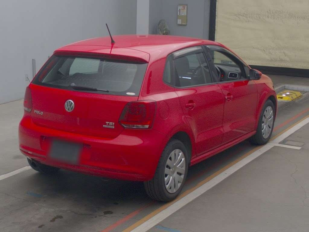 2014 Volkswagen Polo 6RCBZ[1]