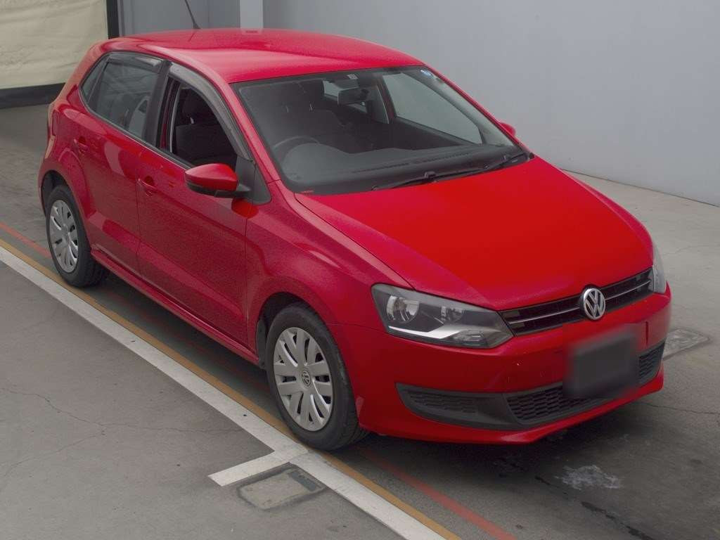 2014 Volkswagen Polo 6RCBZ[2]