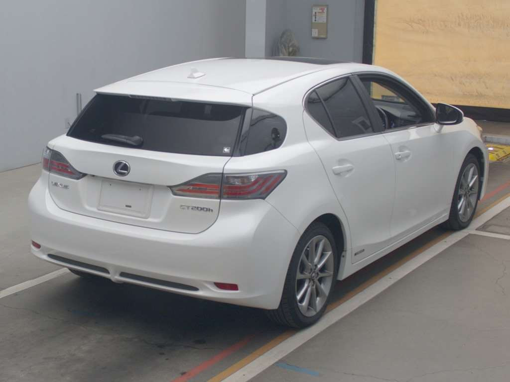 2012 Lexus CT ZWA10[1]