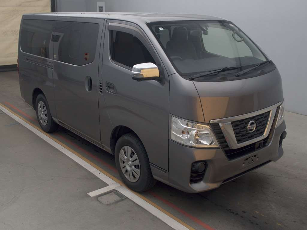 2017 Nissan NV350 CARAVAN VAN VW6E26[2]