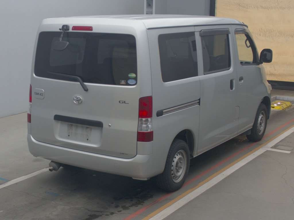 2017 Toyota Townace Van S402M[1]