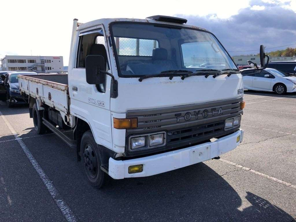 1991 Toyota Dyna Truck BU88[2]