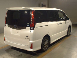 2017 Toyota Noah