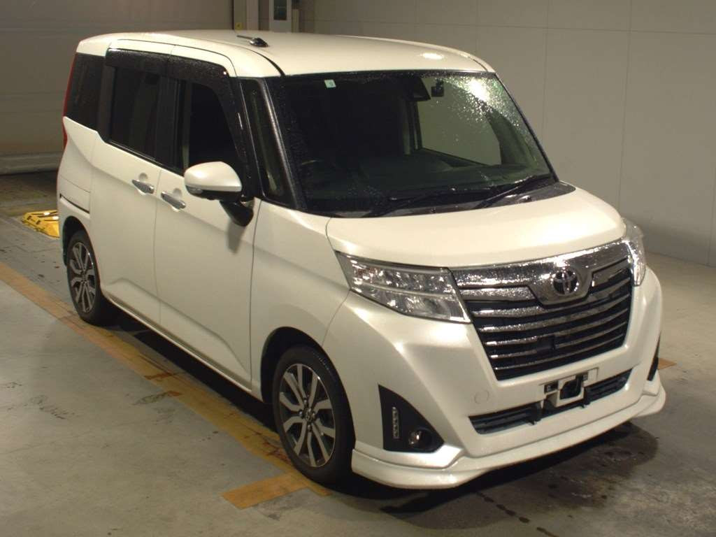 2018 Toyota Roomy M900A[2]