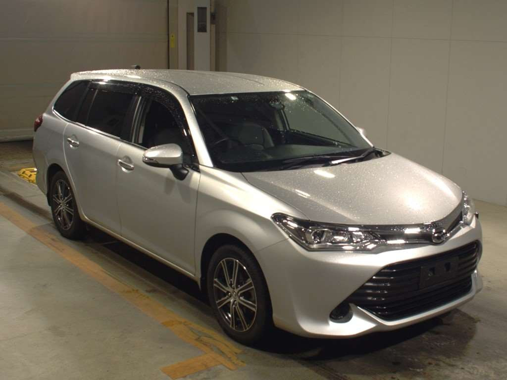 2015 Toyota Corolla Fielder ZRE162G[2]