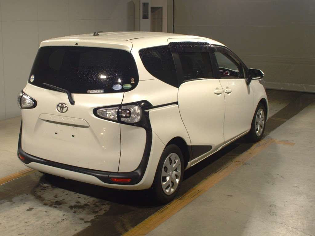 2017 Toyota Sienta NSP170G[1]