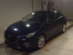 2014 Mazda Axela Sport